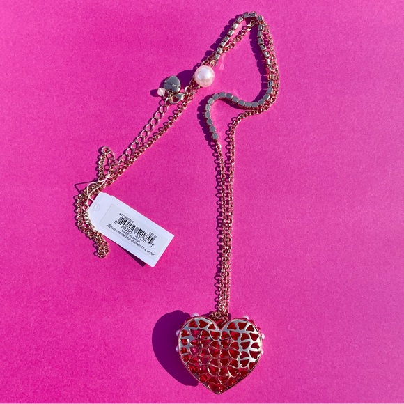 NWT Betsey Johnson Heart Long Pendant Necklace Red & Gold with Pearls - Picture 5 of 6